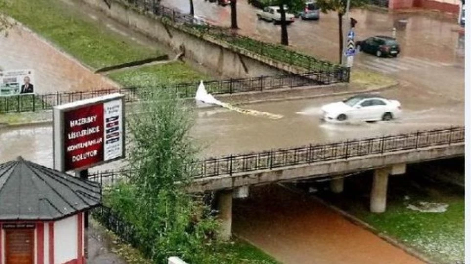 Σοβαρές καταστροφές από χαλαζόπτωση στη βόρεια Τουρκία (εικόνες)